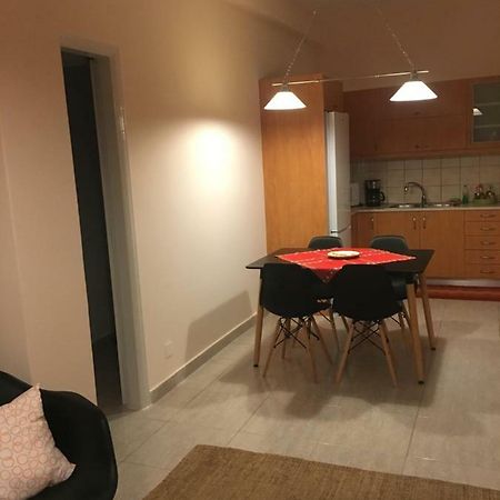 Central 2-Bedroom Luxury Apartment Heraklion Exteriör bild